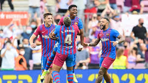 他在接受采 他在接受采